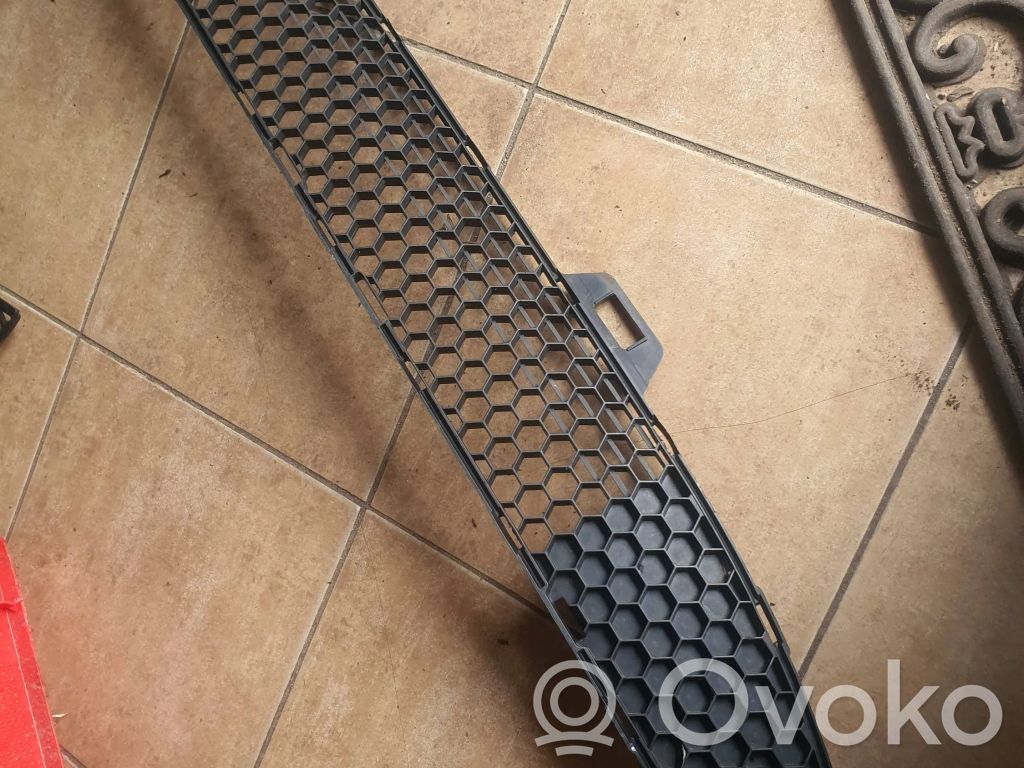 Peugeot 206 Kratka dolna zderzaka przedniego 
