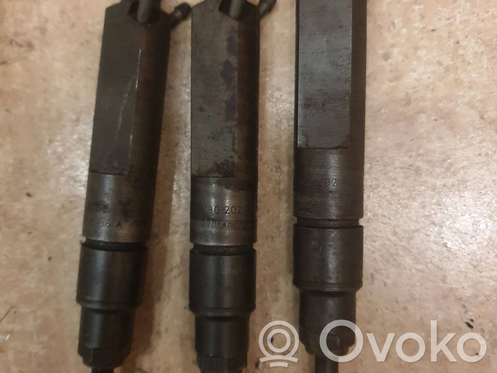 Inyector de combustible   028130202P,220687865,02830202P,028130202H,074130201J,074130202Q