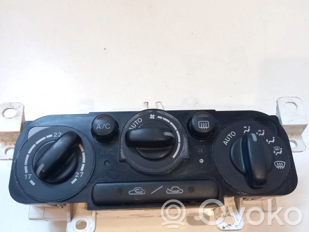 Mazda 323 F Interior fan control switch 