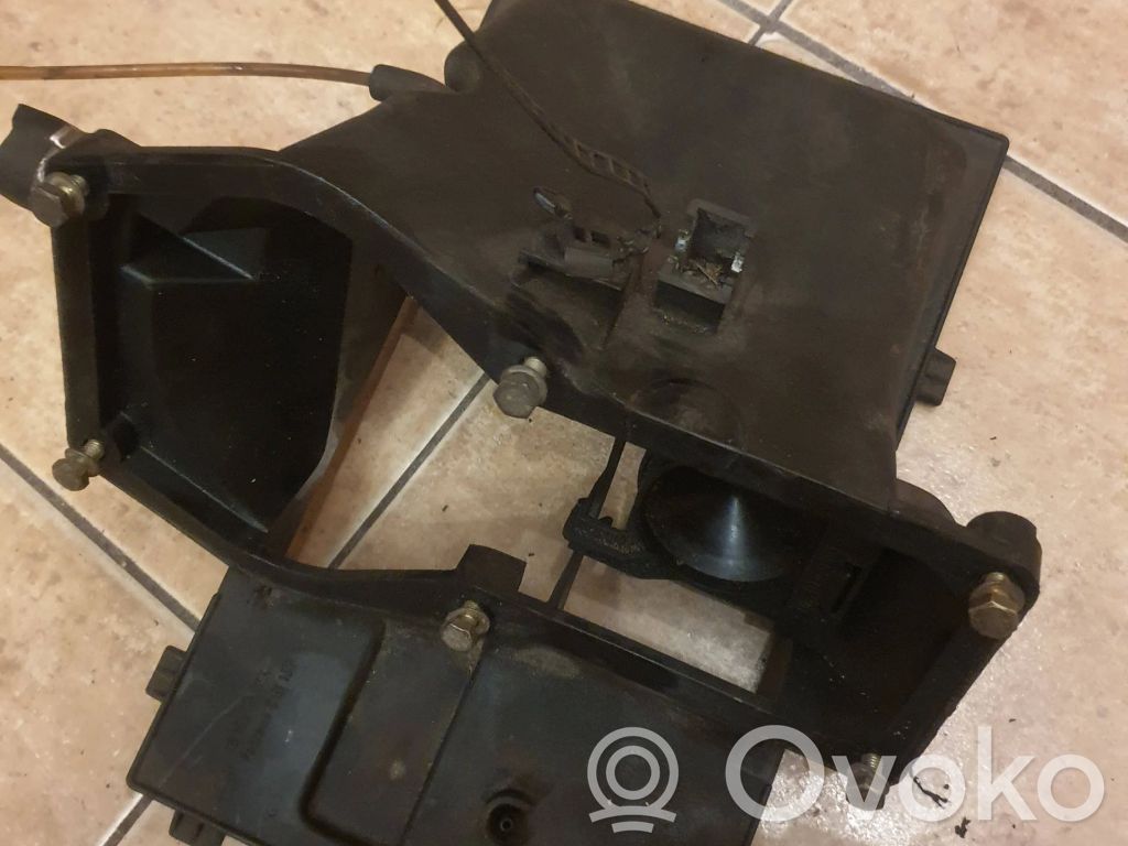 Audi A6 S6 C4 4A Obudowa filtra powietrza 