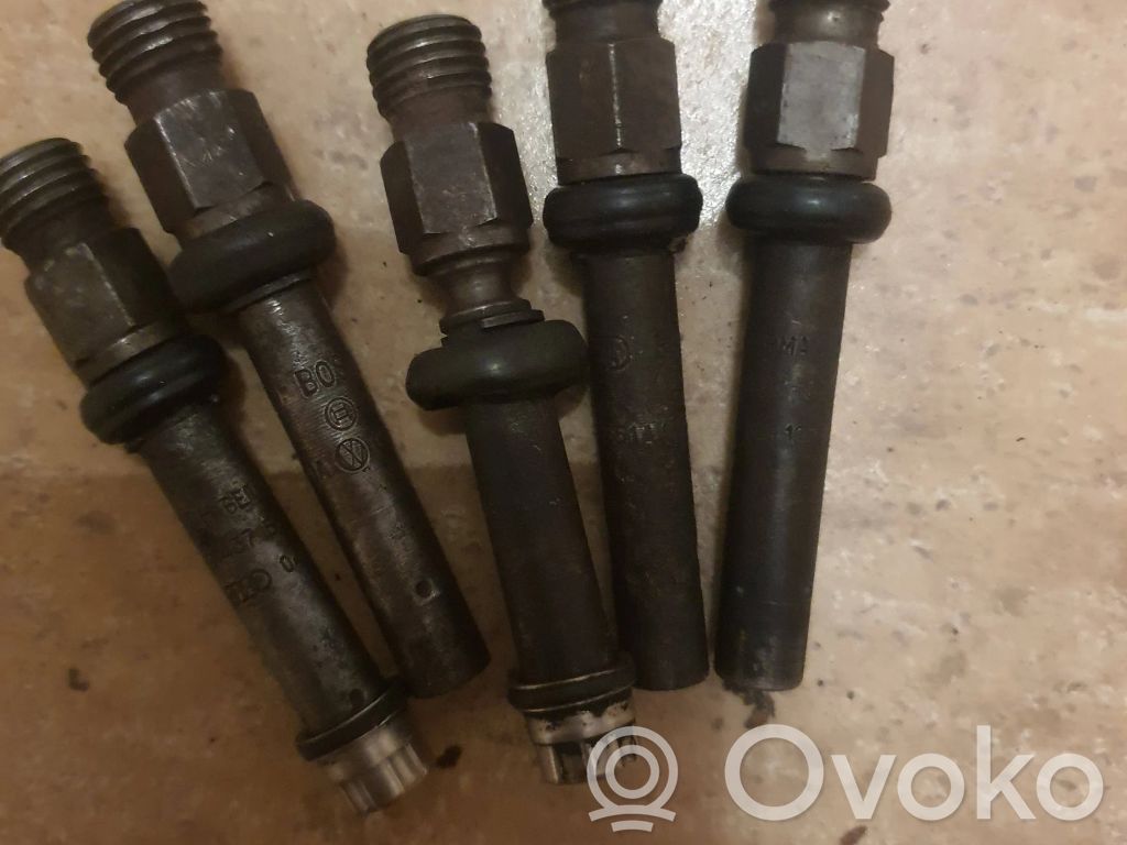 Inyector de combustible   0437502023