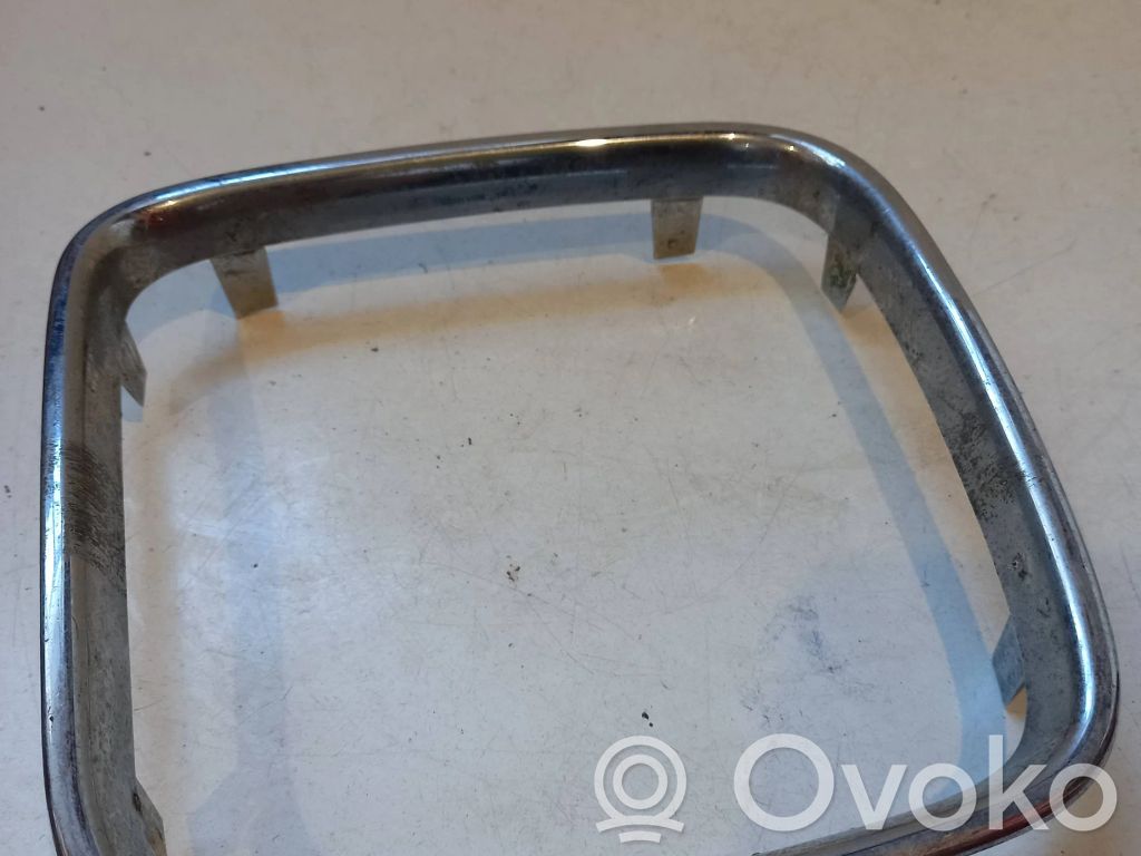 BMW 5 E34 Front bumper upper radiator grill 