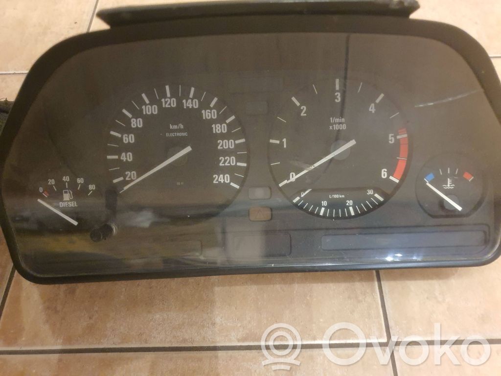 Speedometer (instrument cluster)   8361119,6160531013,8359362,9220300971