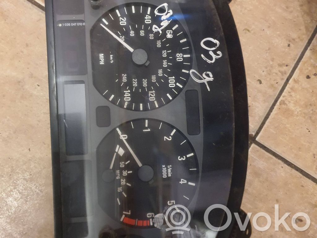 BMW 3 E46 Geschwindigkeitsmesser Cockpit 
