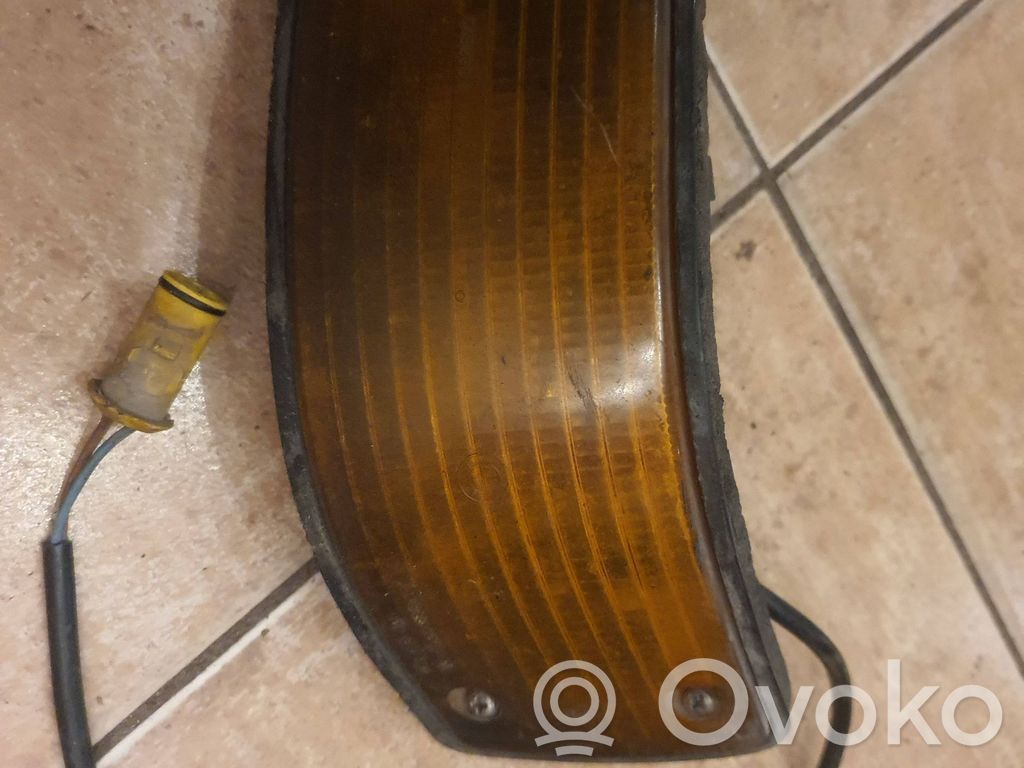 BMW 5 E28 Blinker vorne Stoßstange 
