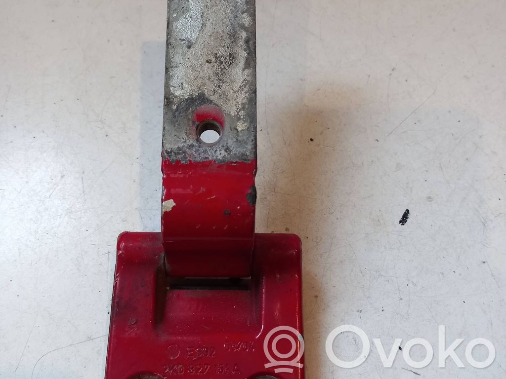 Volkswagen Caddy Tailgate/trunk/boot hinge 
