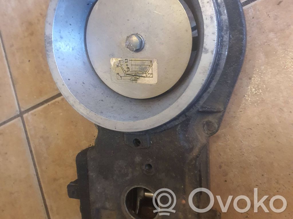 Rozdzielacz paliwa   026133353D,0438121070
