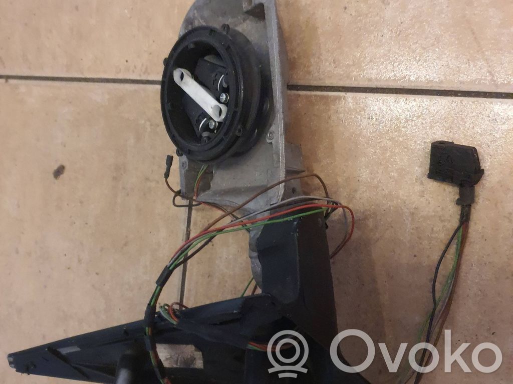 BMW 5 E39 Front door electric wing mirror 