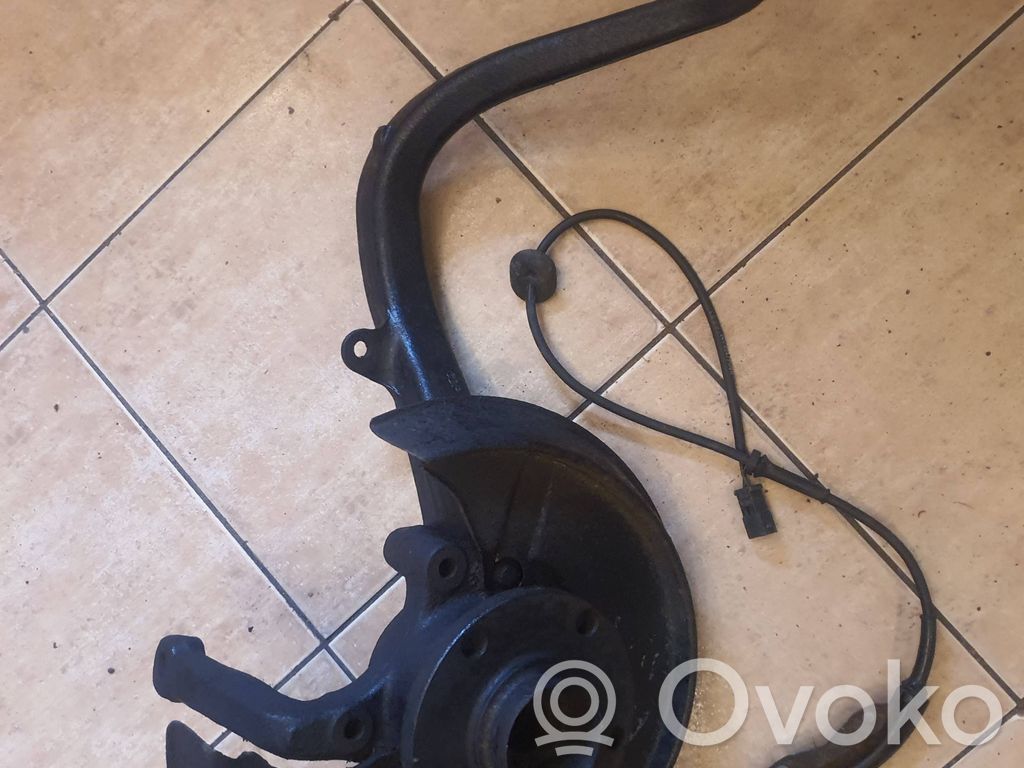 Audi A4 S4 B5 8D Mangueta de dirección de rueda trasera 