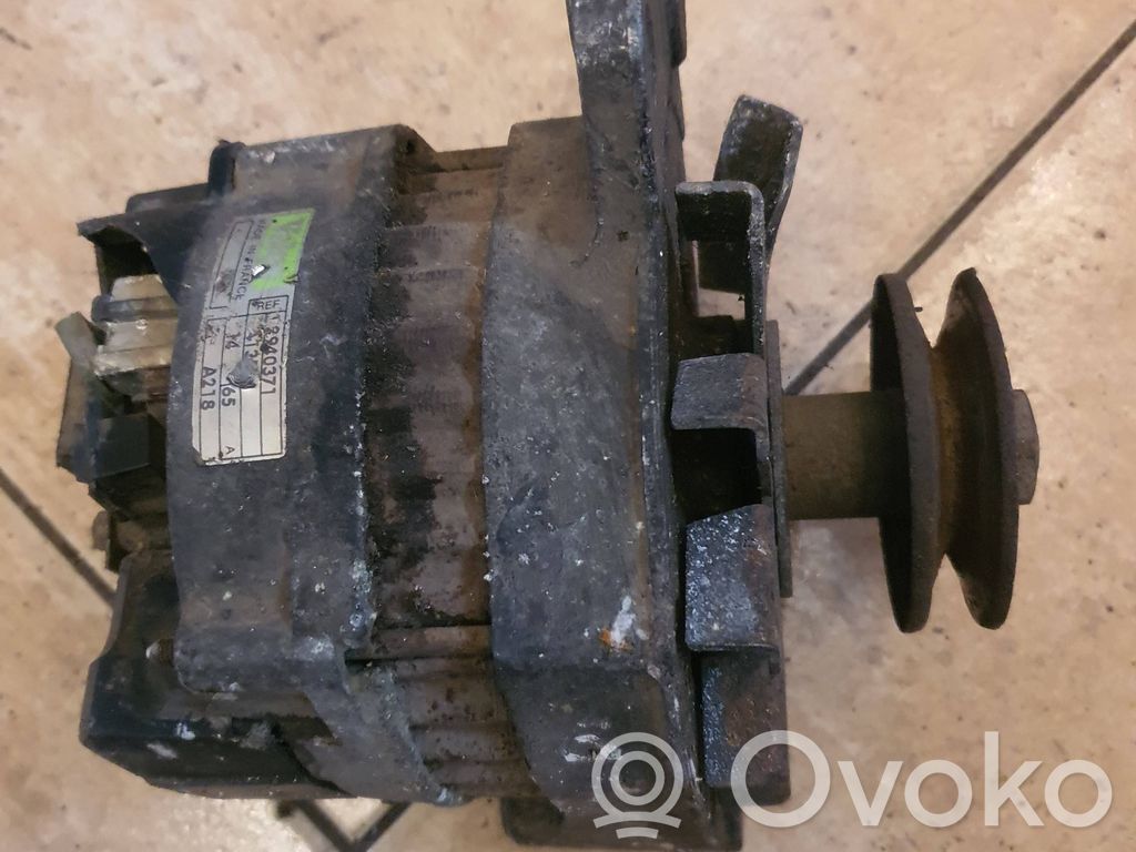 Volkswagen Golf II Generator/alternator 