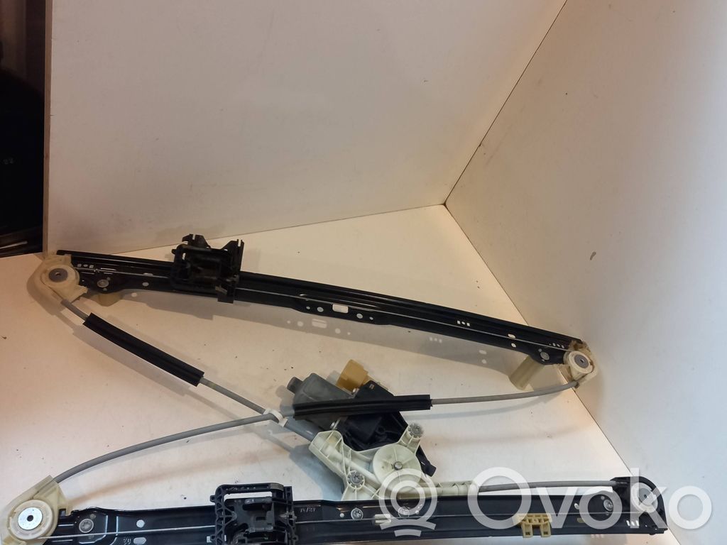 Land Rover Range Rover L405 Elektryczny podnośnik szyby drzwi tylnych 