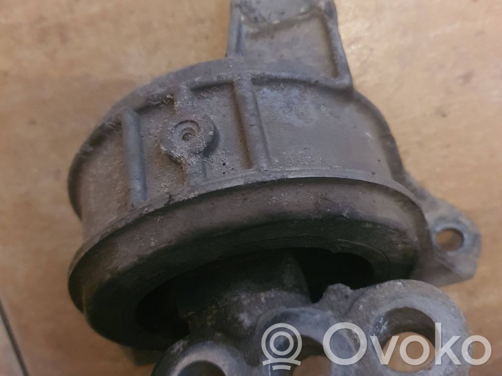 Engine mount bracket   2110021