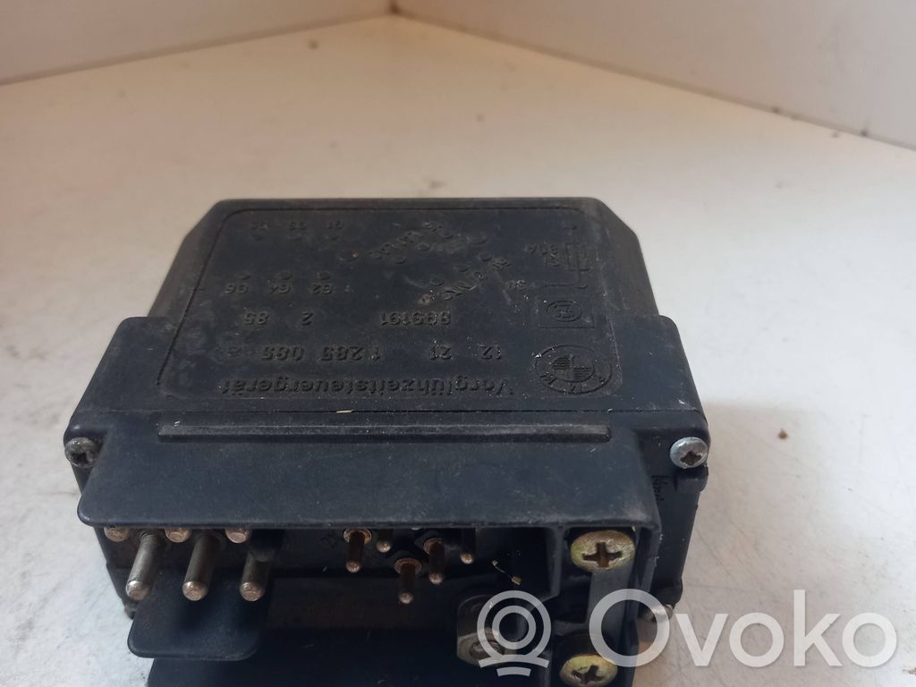 BMW 5 E28 Kvēlsveču relejs 