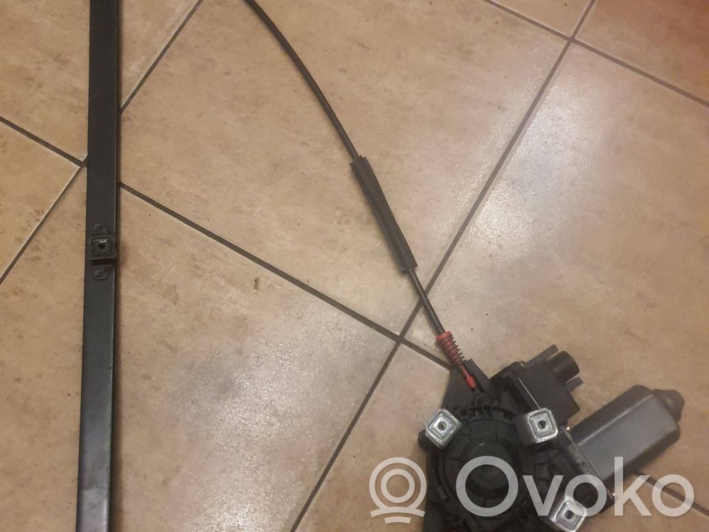 Elektryczny podnośnik szyby drzwi przednich   7D0959802C,30B1902,02060025