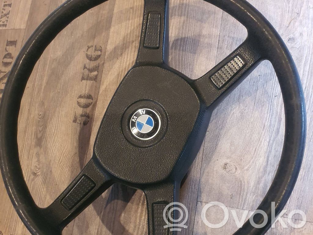 Steering wheel   610783