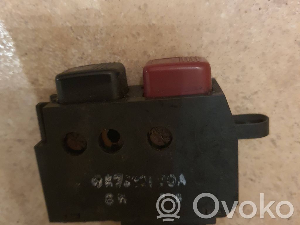 Hazard light switch   GK7366170A