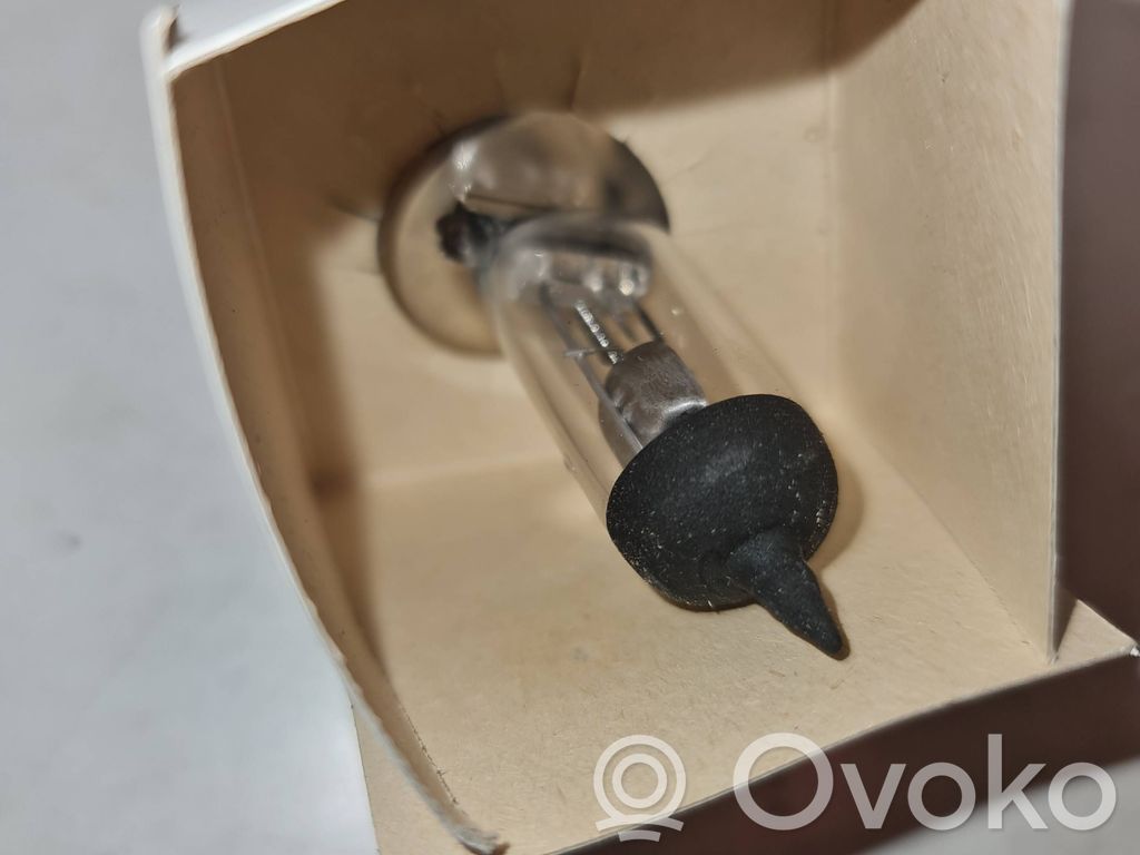 Żarówka lampy tylnej   8GJ002525041,D59552,D431