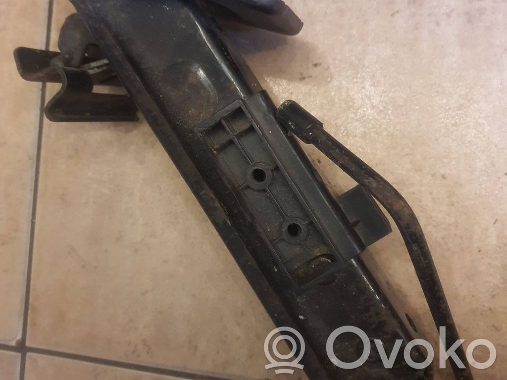 Gato   93BB17080CB,D3L5A