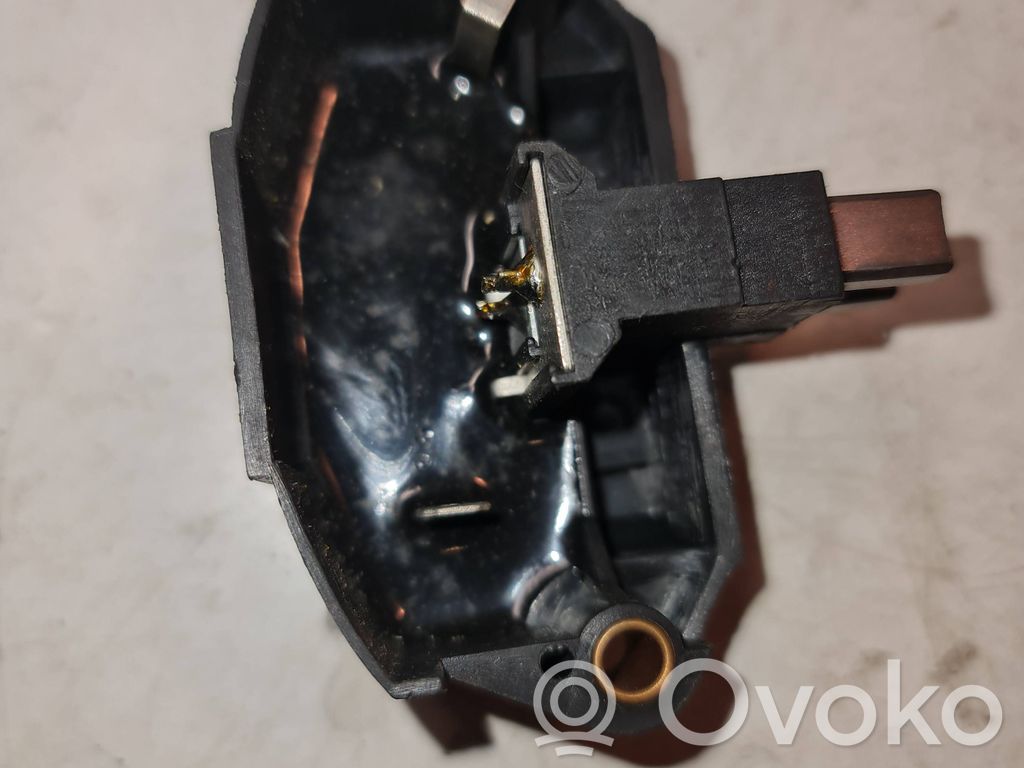 Volkswagen Golf I Piesă generator/alternator 