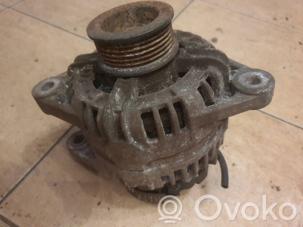 Alfa Romeo 156 Alternador 