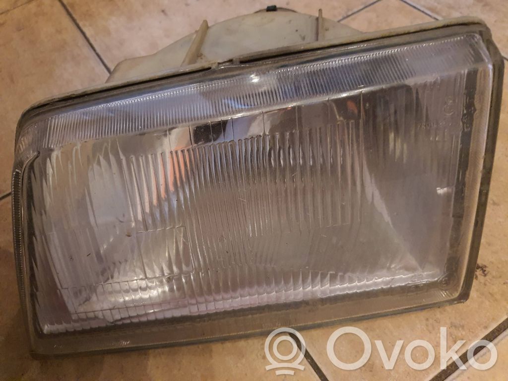 Volkswagen Golf IV Priekšējais lukturis 