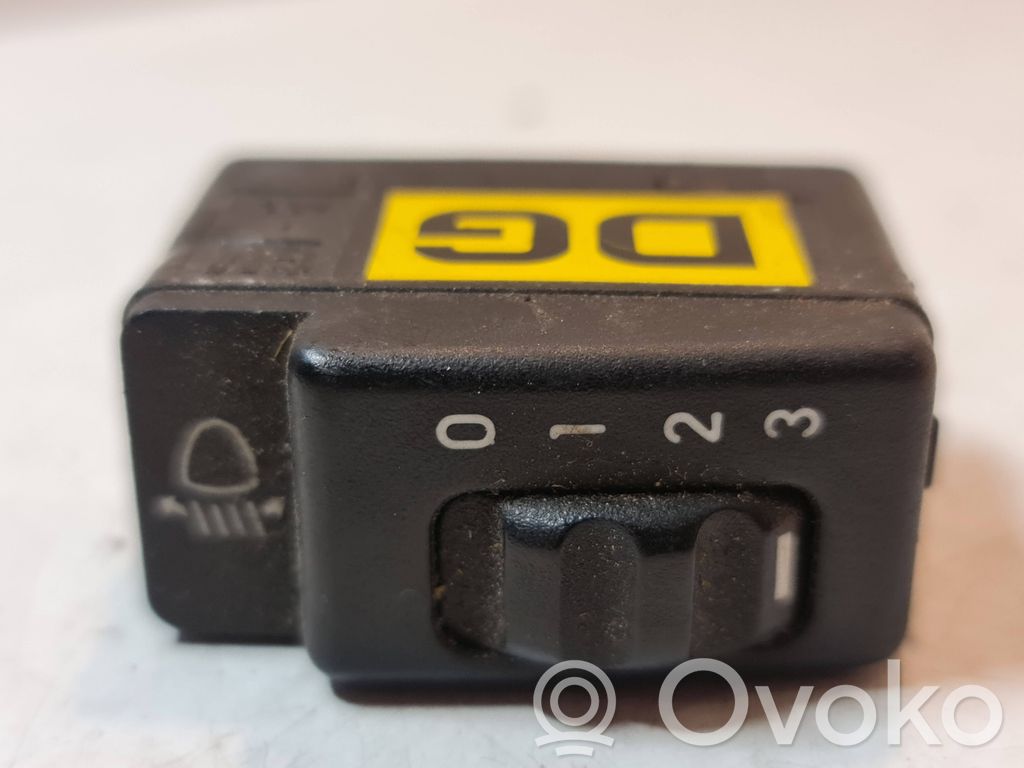 Headlight level height control switch   90270514,90320611,90346276