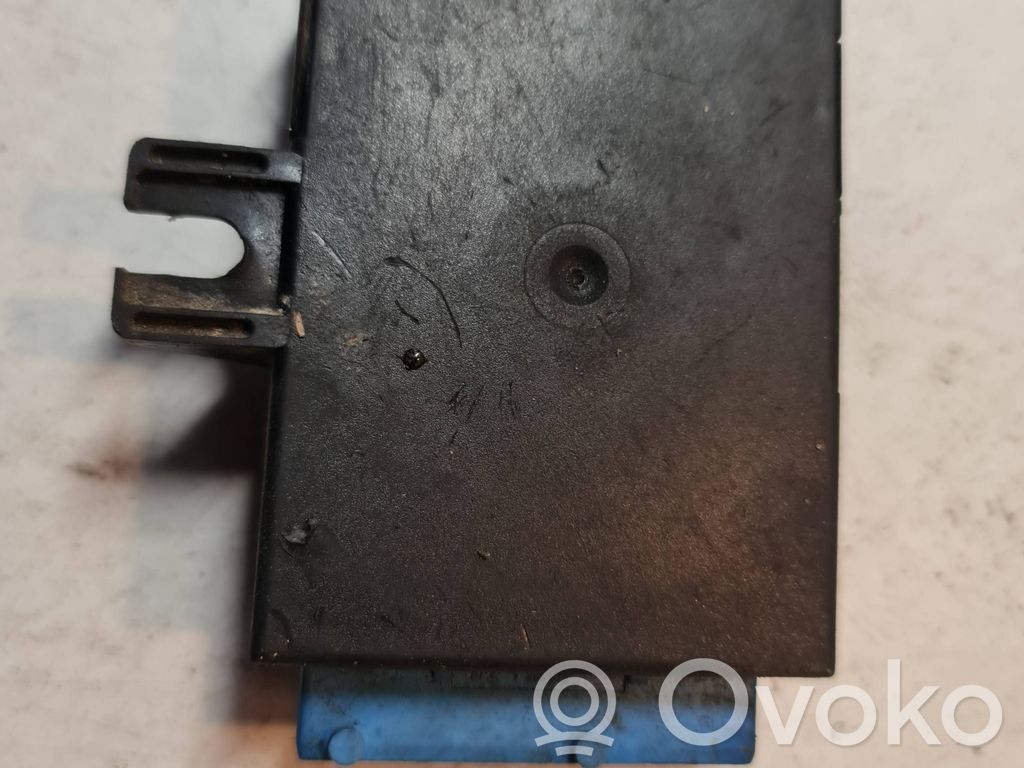 Window wiper relay   61358357068,00WW00,05012100