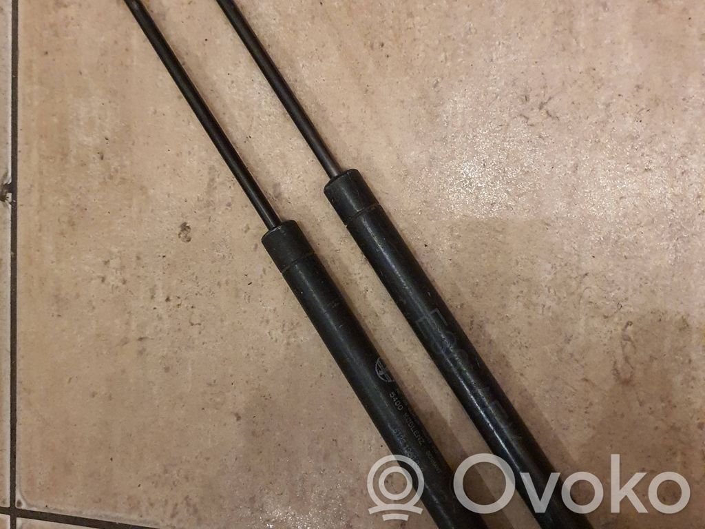 BMW 3 E36 Dzinēja pārsega amortizators 