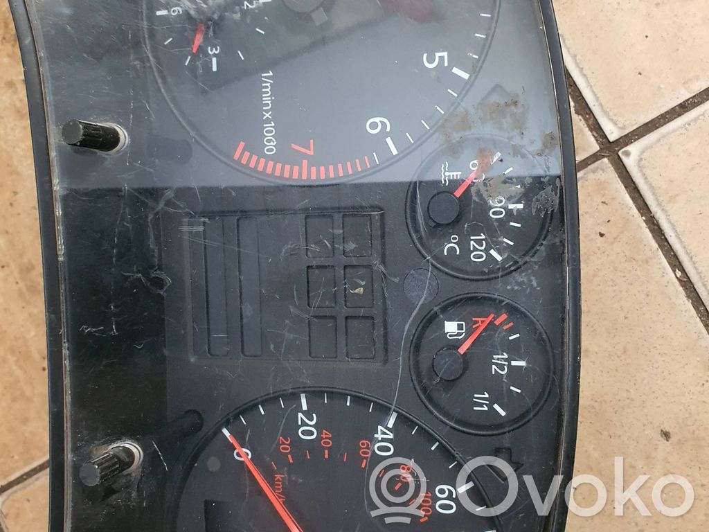 Audi A3 S3 8L Speedometer (instrument cluster) 