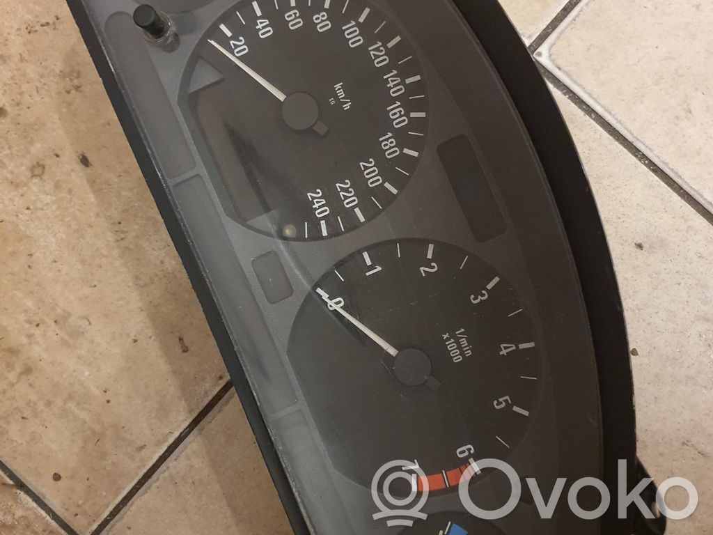 BMW 3 E36 Speedometer (instrument cluster) 