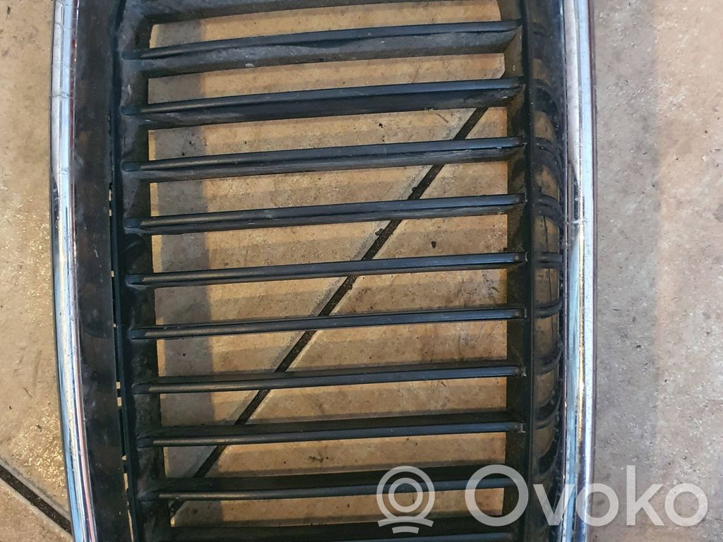 Front bumper upper radiator grill   812238,5113812238