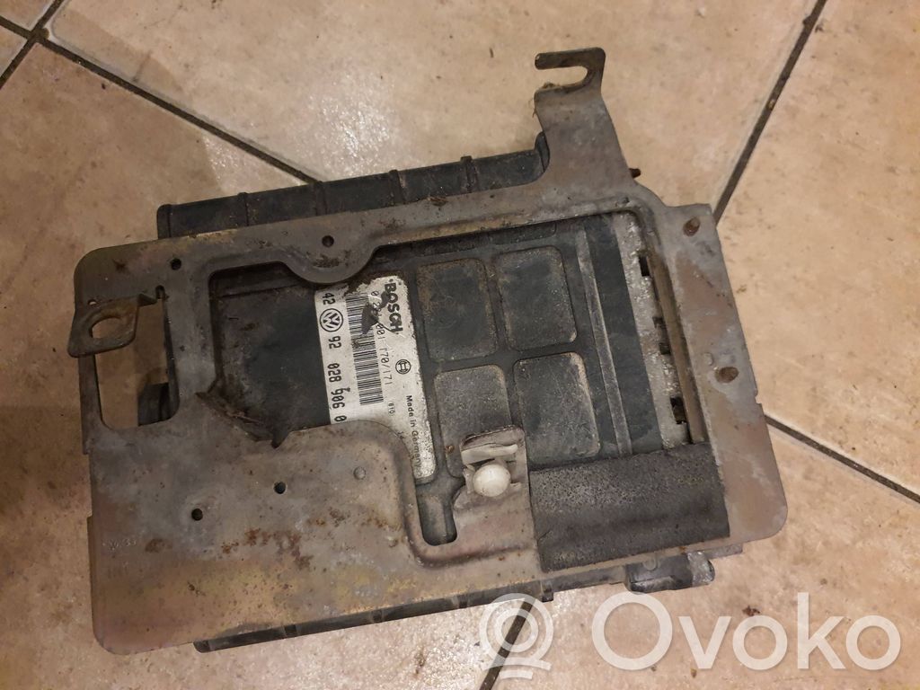 Sterownik / Moduł ECU   0281001170171,028906021C