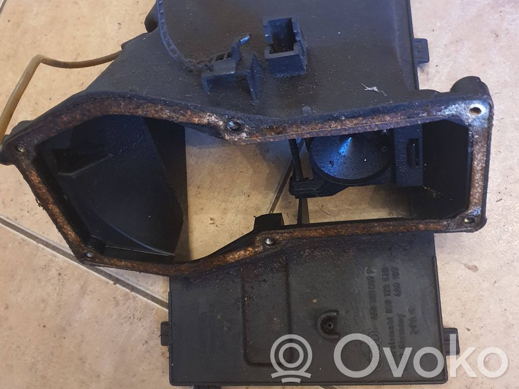 Audi 100 S4 C4 Obudowa filtra powietrza 