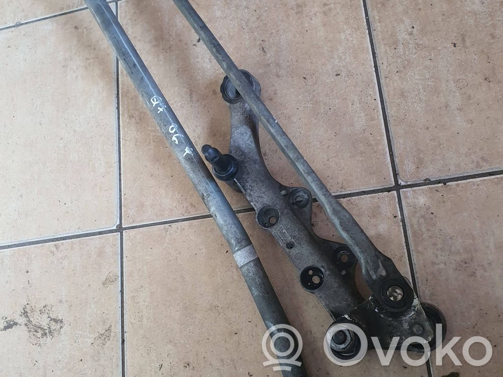 Audi Q7 4L Tiranti e motorino del tergicristallo anteriore 
