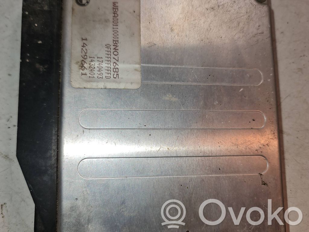 BMW 5 E39 Engine control unit/module 