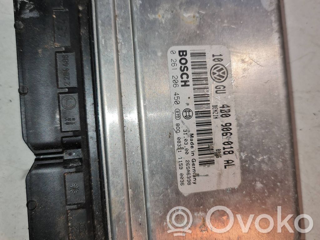 Audi A4 S4 B5 8D Engine control unit/module 