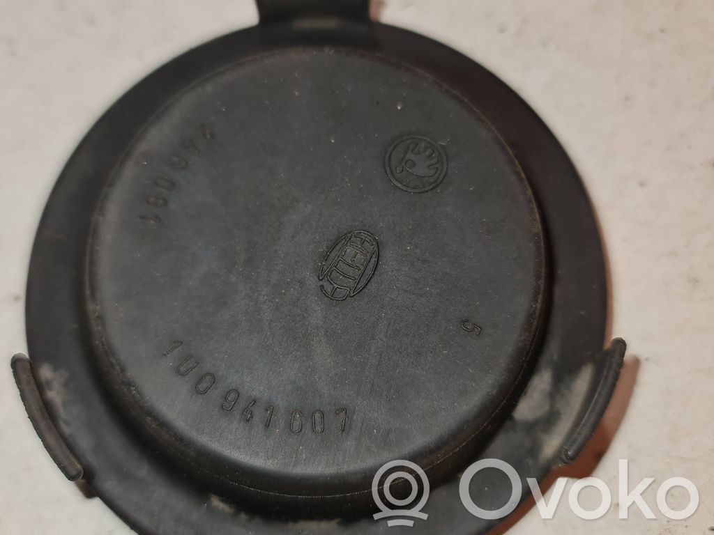 Skoda Octavia Mk1 (1U) Osłona żarówki lampy przedniej 