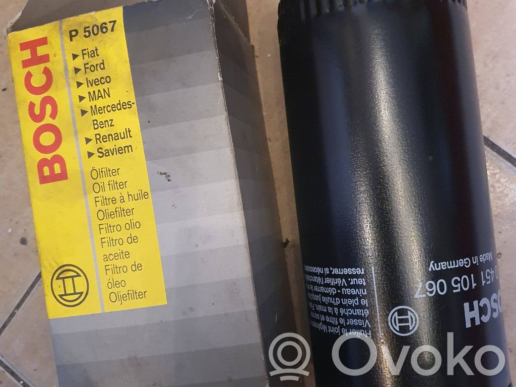 Nakrętka filtra oleju   0451105067,PH2801,LS712C,H18W01,W962