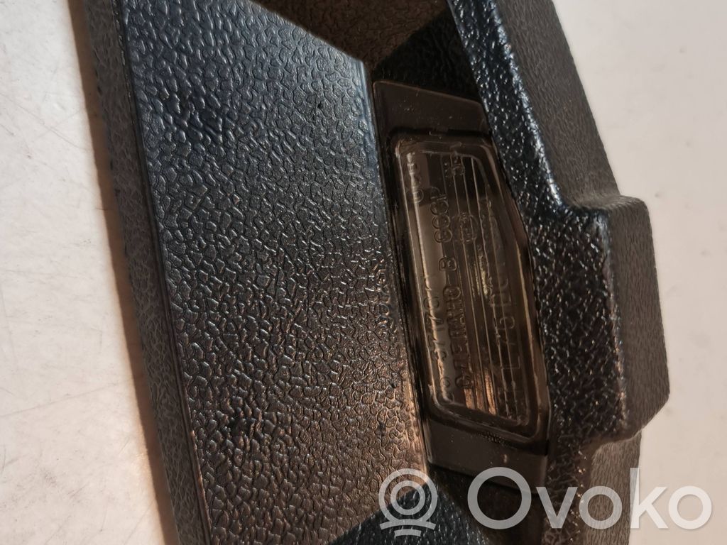 VAZ 2106 Éclairage de plaque d'immatriculation 
