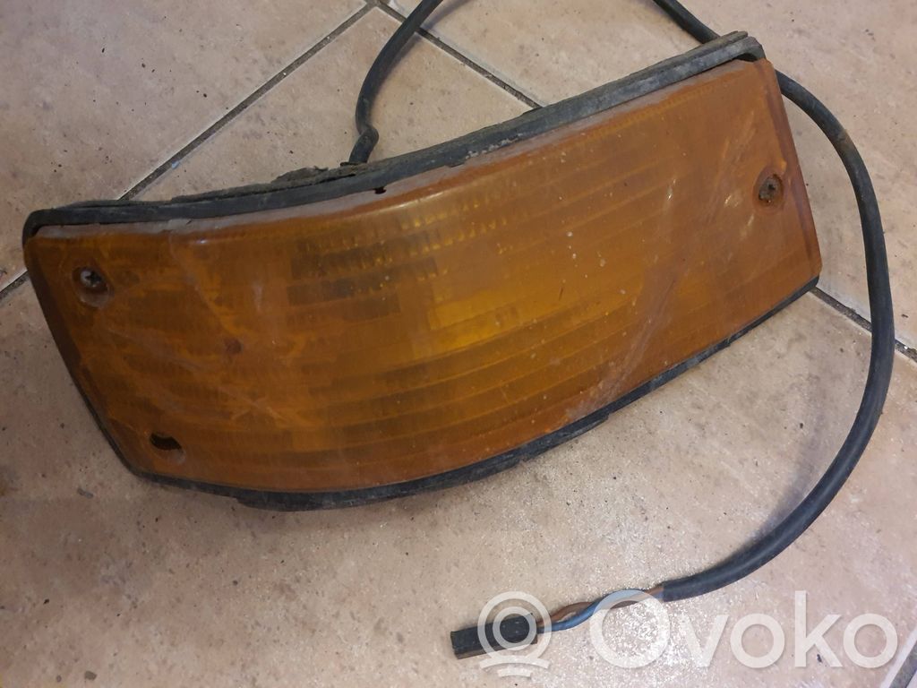 BMW 5 E28 Front indicator light 