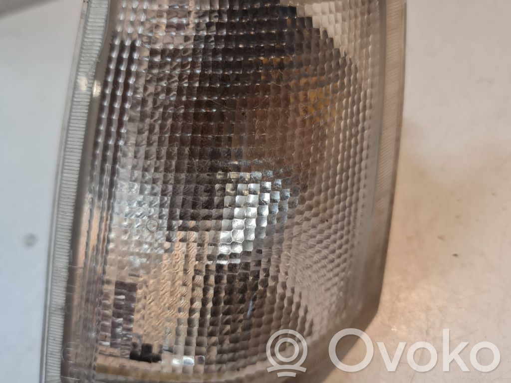 Front indicator light   6R01435