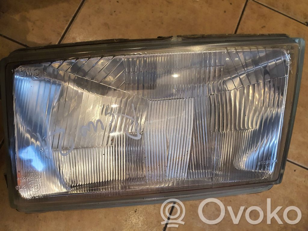 Scheinwerfer   7R011158,7700795393,02242