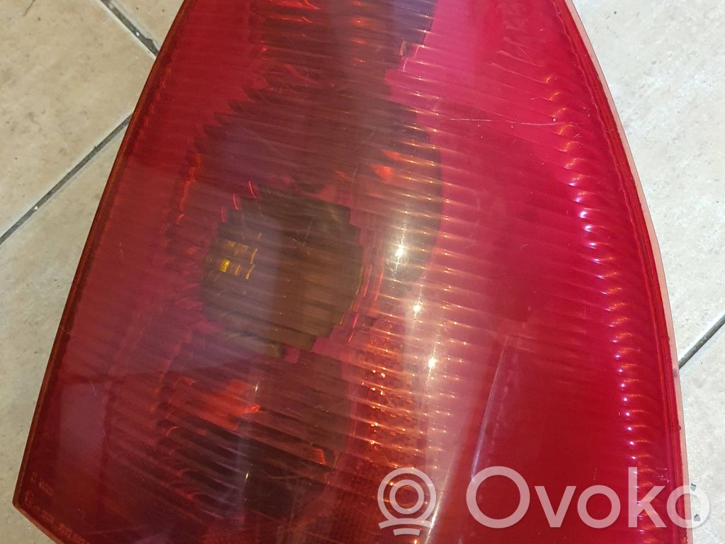Peugeot 307 Lampă spate în caroserie 