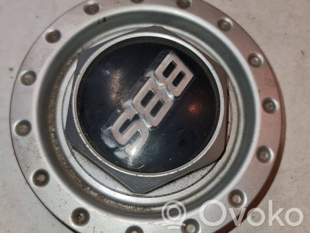 Volkswagen Golf III Dekielki / Kapsle oryginalne 