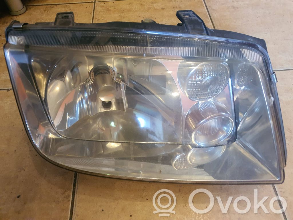 Volkswagen Bora Faro/fanale 