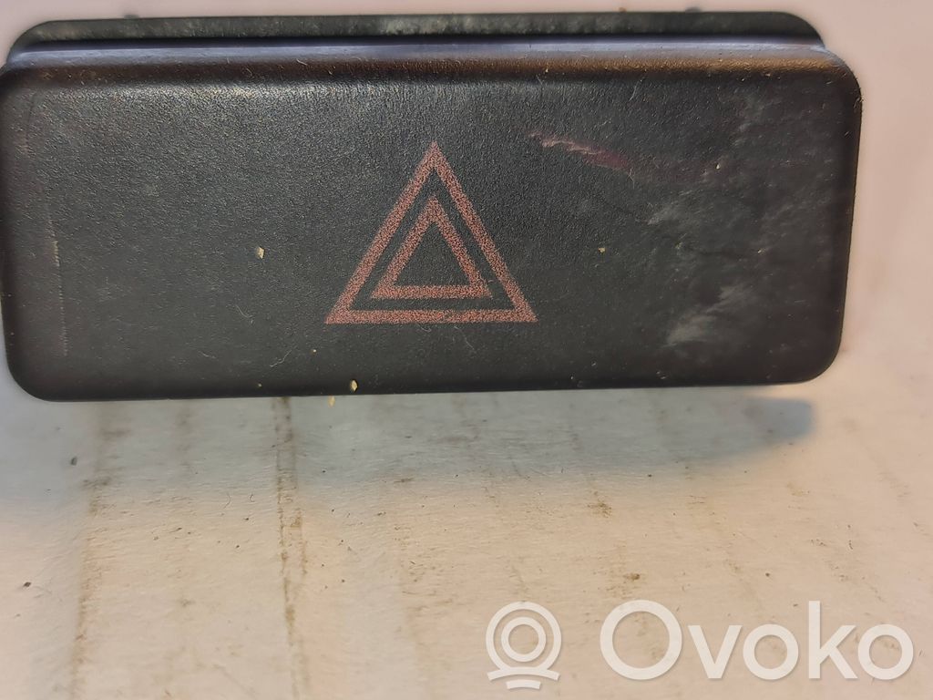 BMW 3 E36 Botón interruptor de luz de peligro 