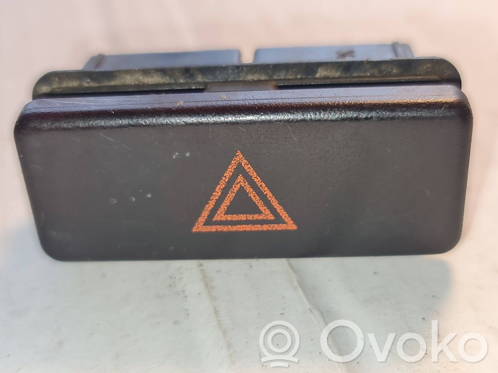 BMW 5 E34 Schalter Warnblinkanlage 