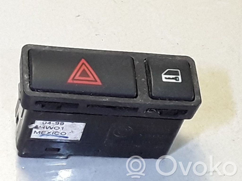 Hazard light switch   61318368920