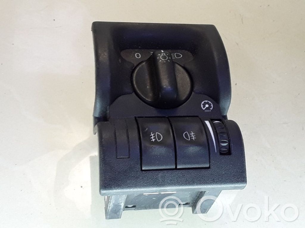 Opel Vectra B Light switch 