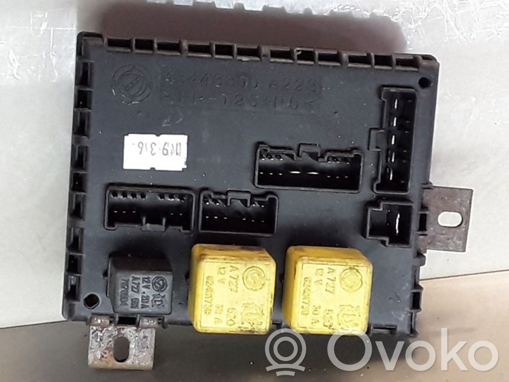 Módulo de fusible   46443390A223,82461739,7676504